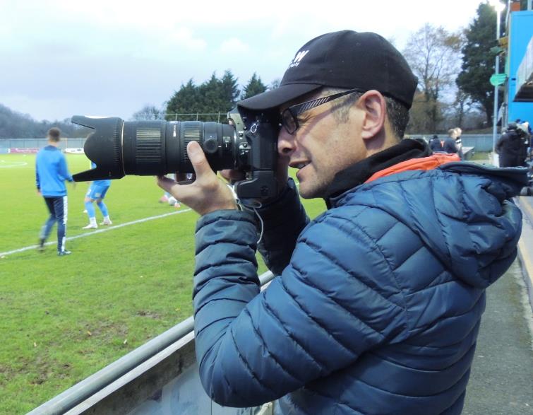 Matthew Kelly eyeing up some decent shots